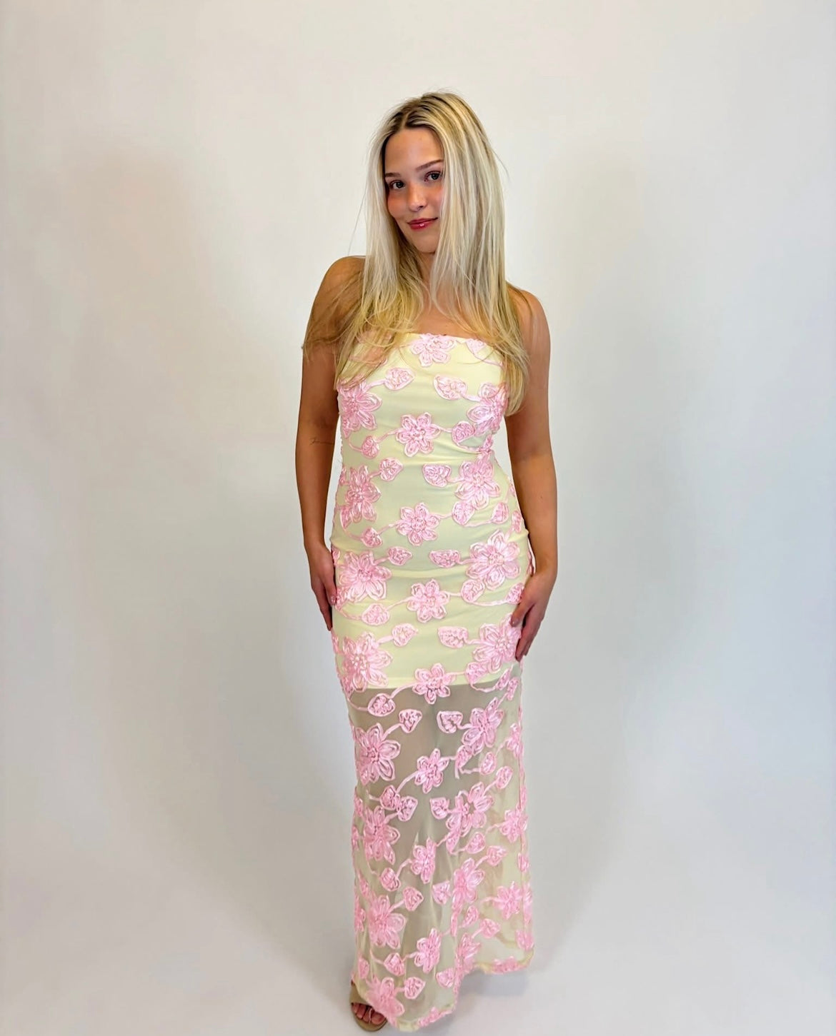 VISAIL Long Dress - Pastel Yellow