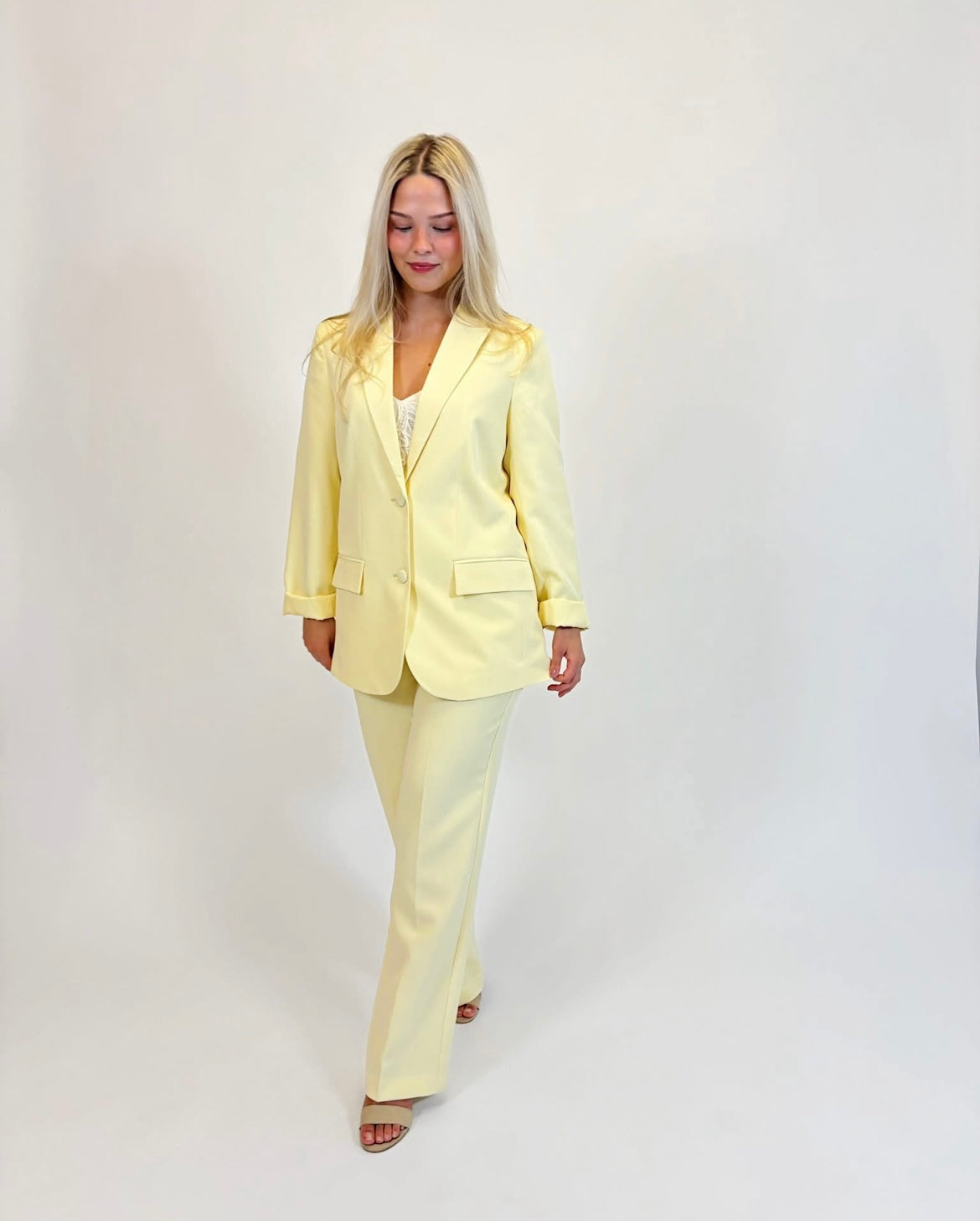VIBLUME Tailored Trousers - Pastel Yellow