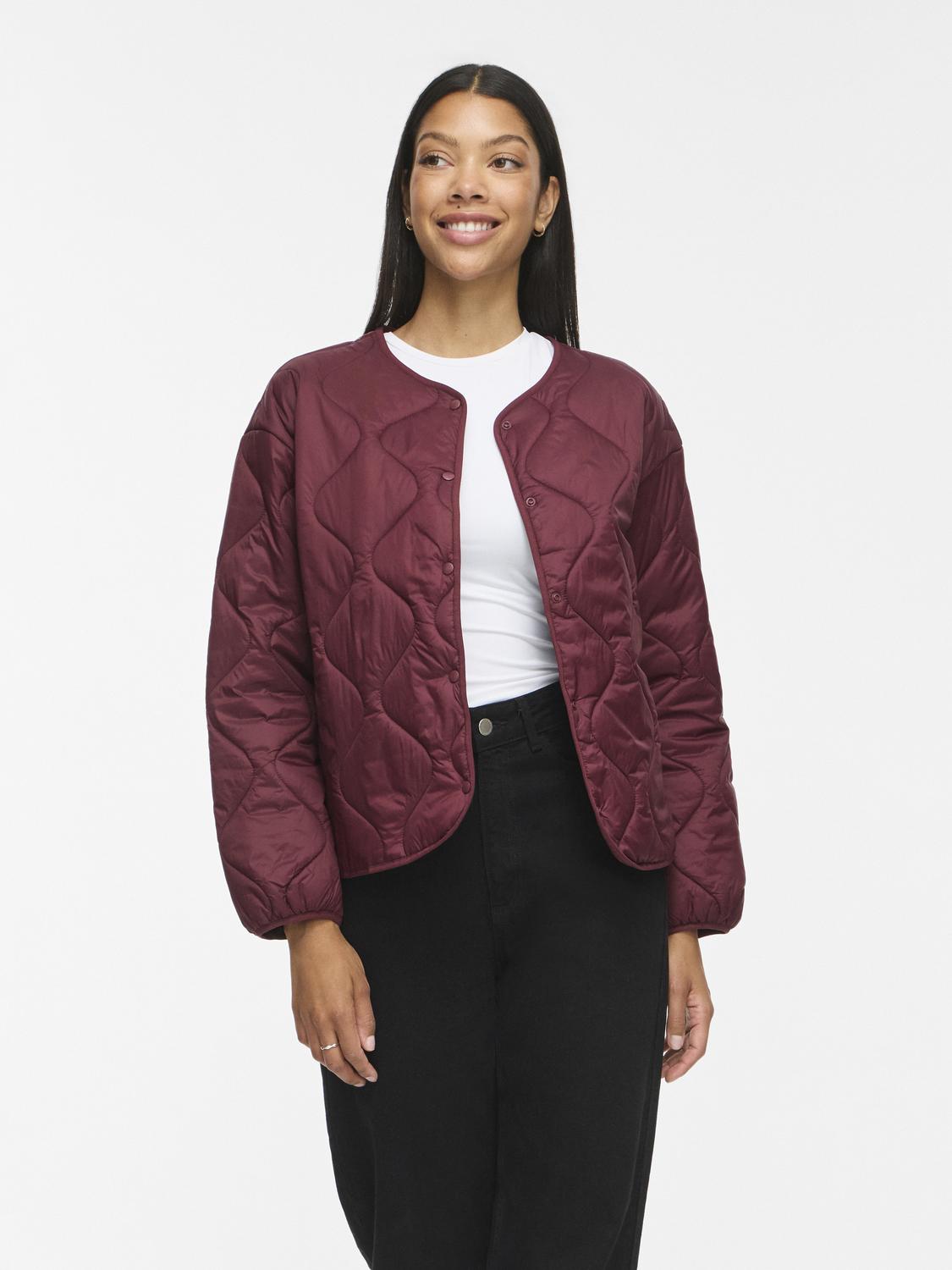 model_shot-front