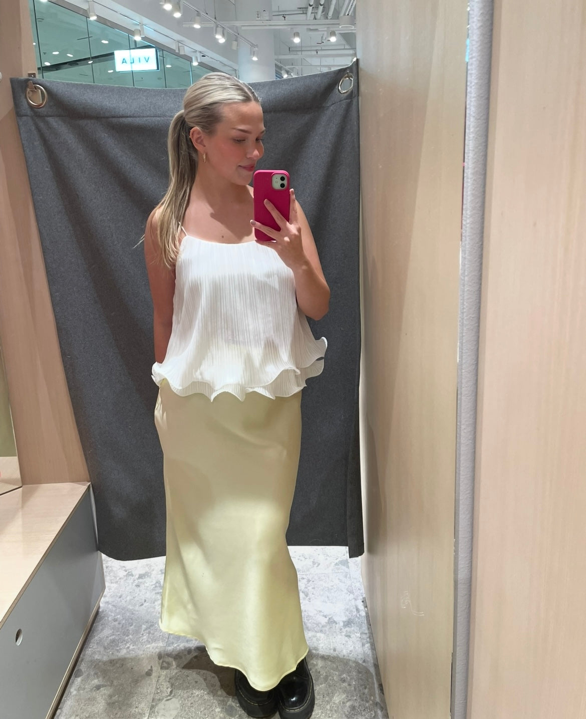 VIELLETTE Midi Skirt - Pastel Yellow