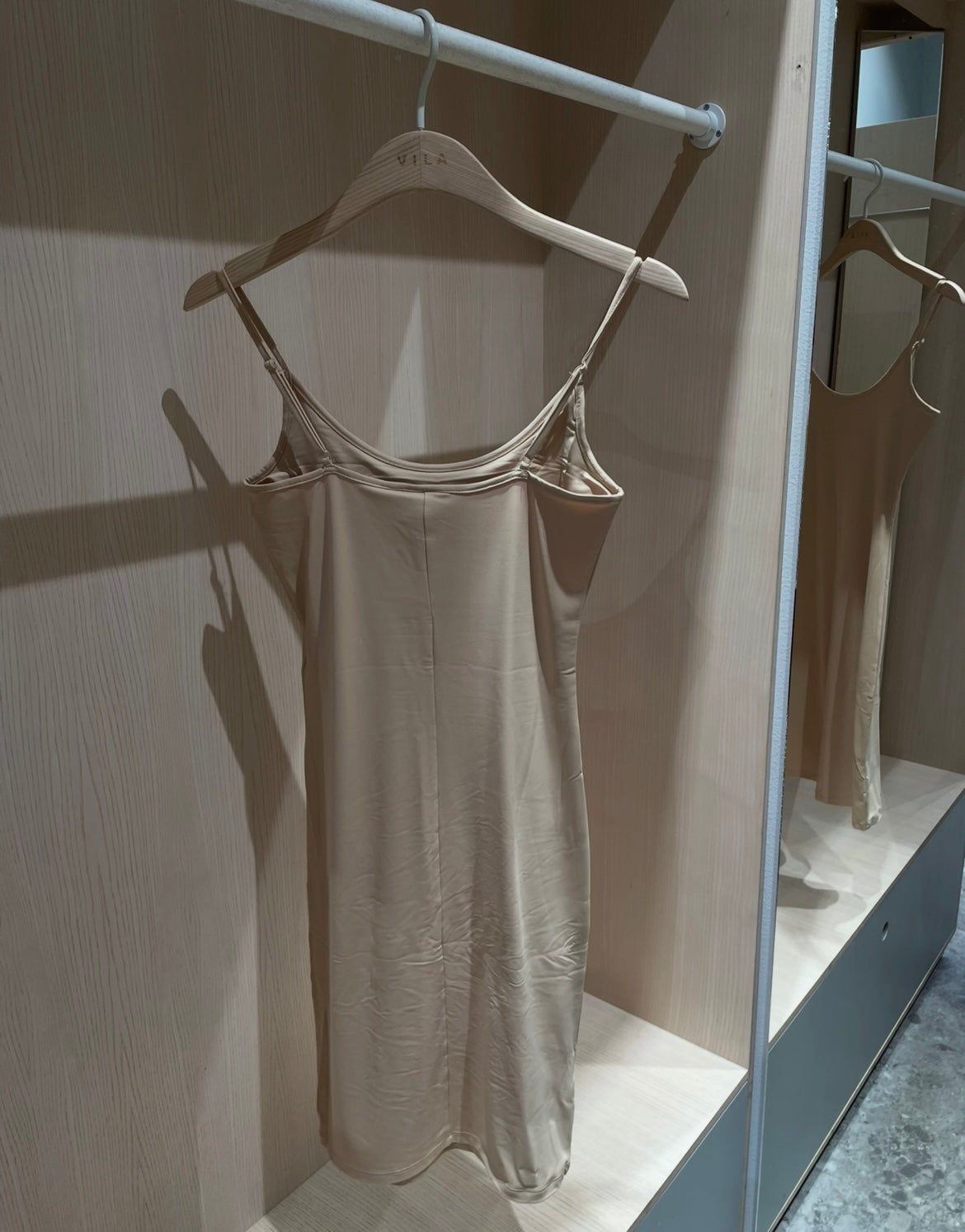 VIKENZA Short Dress - Cuban Sand