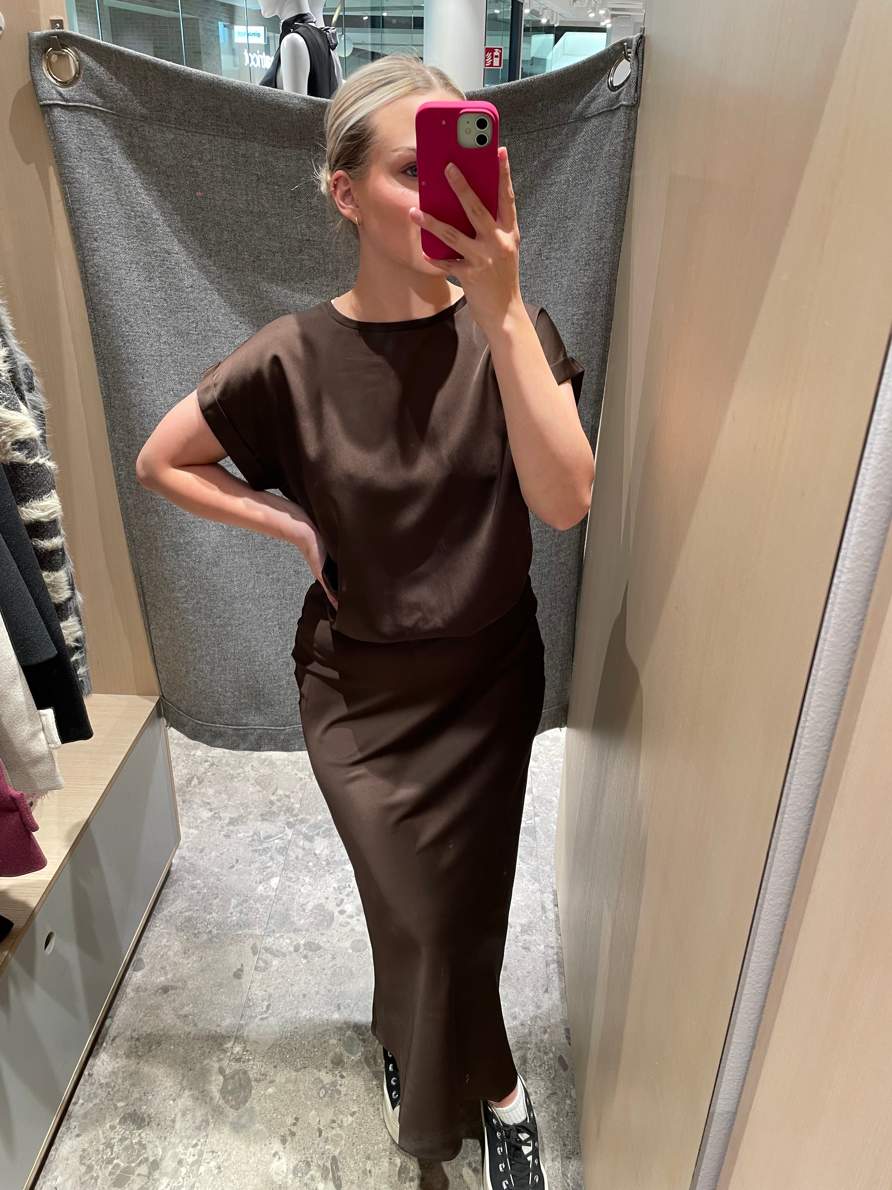 VIELLETTE Midi Skirt - Coffee Bean