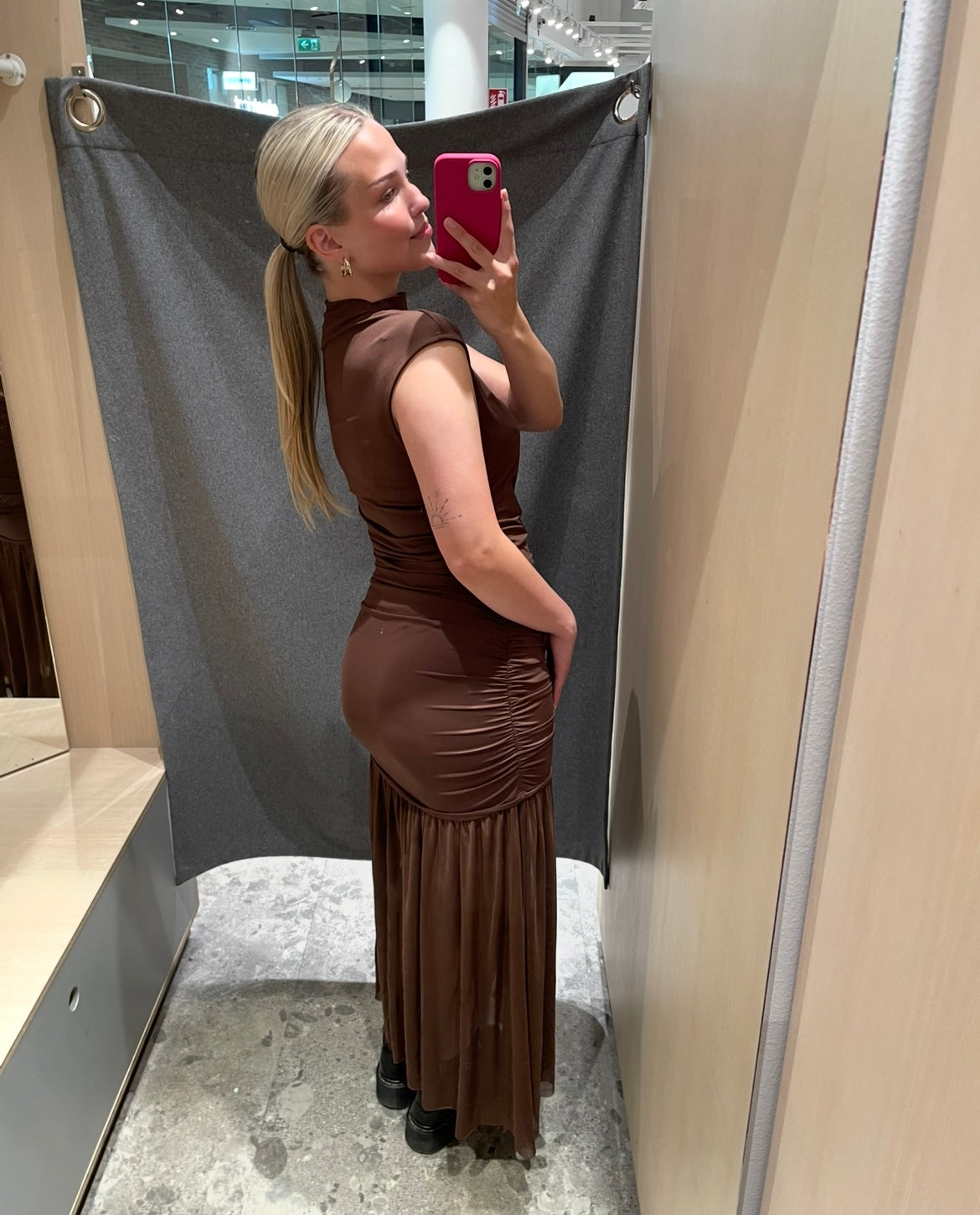 VIKENZA Long Dress - Shaved Chocolate